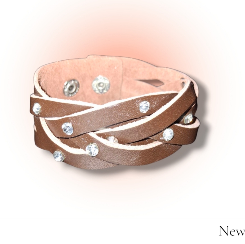 3/25$Brown Braided Leathery Snap Cuff Bracelet Boho Southwest adj. 8.5in Studded
